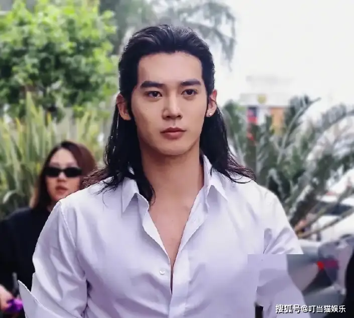 于适刘亦菲绯闻_于适劈腿绯闻女主_拍娱乐圈绯闻