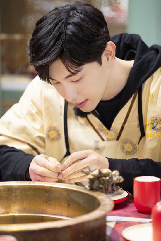 极限挑战第六季 雷佳音 岳云鹏 贾乃亮 邓伦 王迅 张艺兴 迪丽热巴 郭京飞 疫情心愿 医护致敬 高_极限挑战第一季在线观看